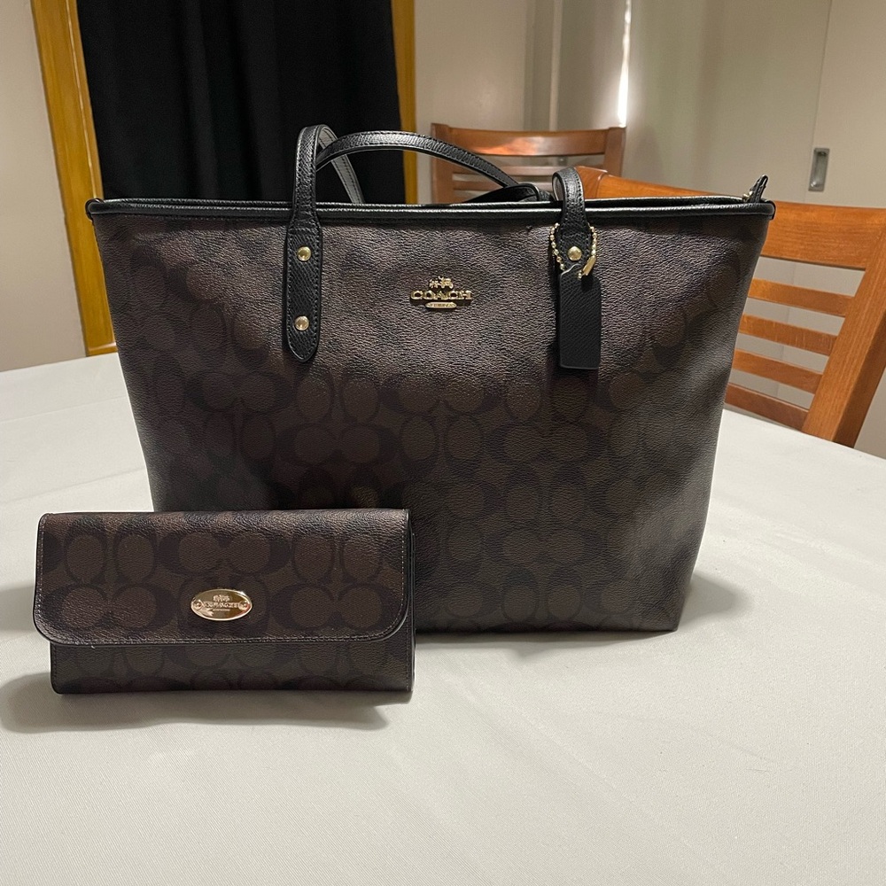 COACH Purse & Matching Wallet